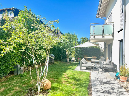 Furnished 3-Room Apartment with Private Garden – All-Inclusive Rent