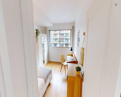 Alluring double bedroom in Ternes - Gallery - 6