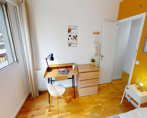 Alluring double bedroom in Ternes - Gallery - 5