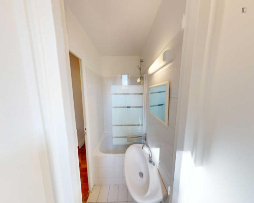 Homely double bedroom in 18th arrondissement - Gallery - 7