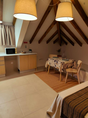 Charming Studio close to  Campanhã Train Station - Gallery - 8
