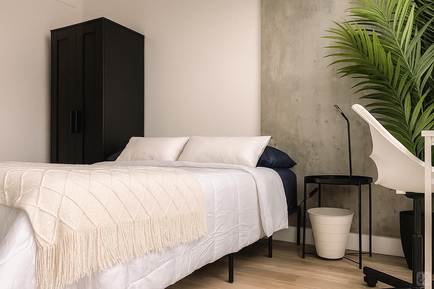 Private Flex Room - 5