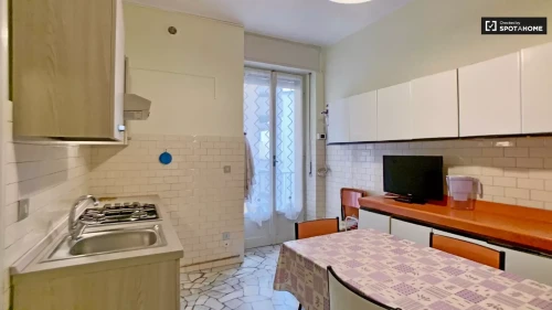 Room in a shared 5-bedroom apartment for rent in Buenos Aires-Venezia. - Gallery - 6