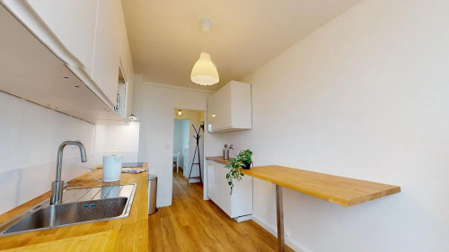 APPARTEMENT 3 PIÈCES AVEC BALCON
