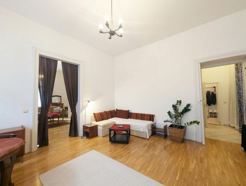 Bokréta utca, Budapest - Gallery - 10