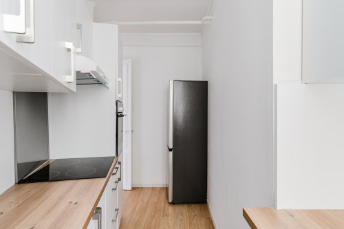 Charming 3-Bedroom Apartment in Paris - Gallery - 25