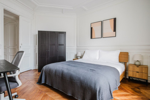 Charming 3-Bedroom Apartment in Paris - Gallery - 18