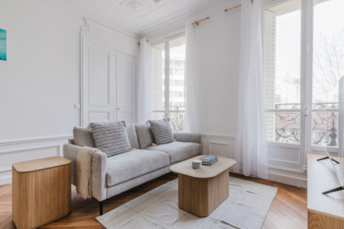 Charming 3-Bedroom Apartment in Paris - Gallery - 20