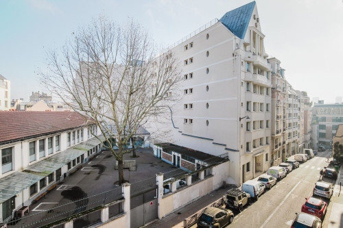 Charming 3-Bedroom Apartment in Paris