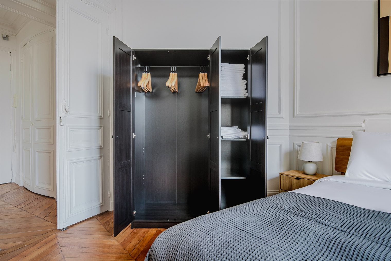 Charming 3-Bedroom Apartment In Paris - 11