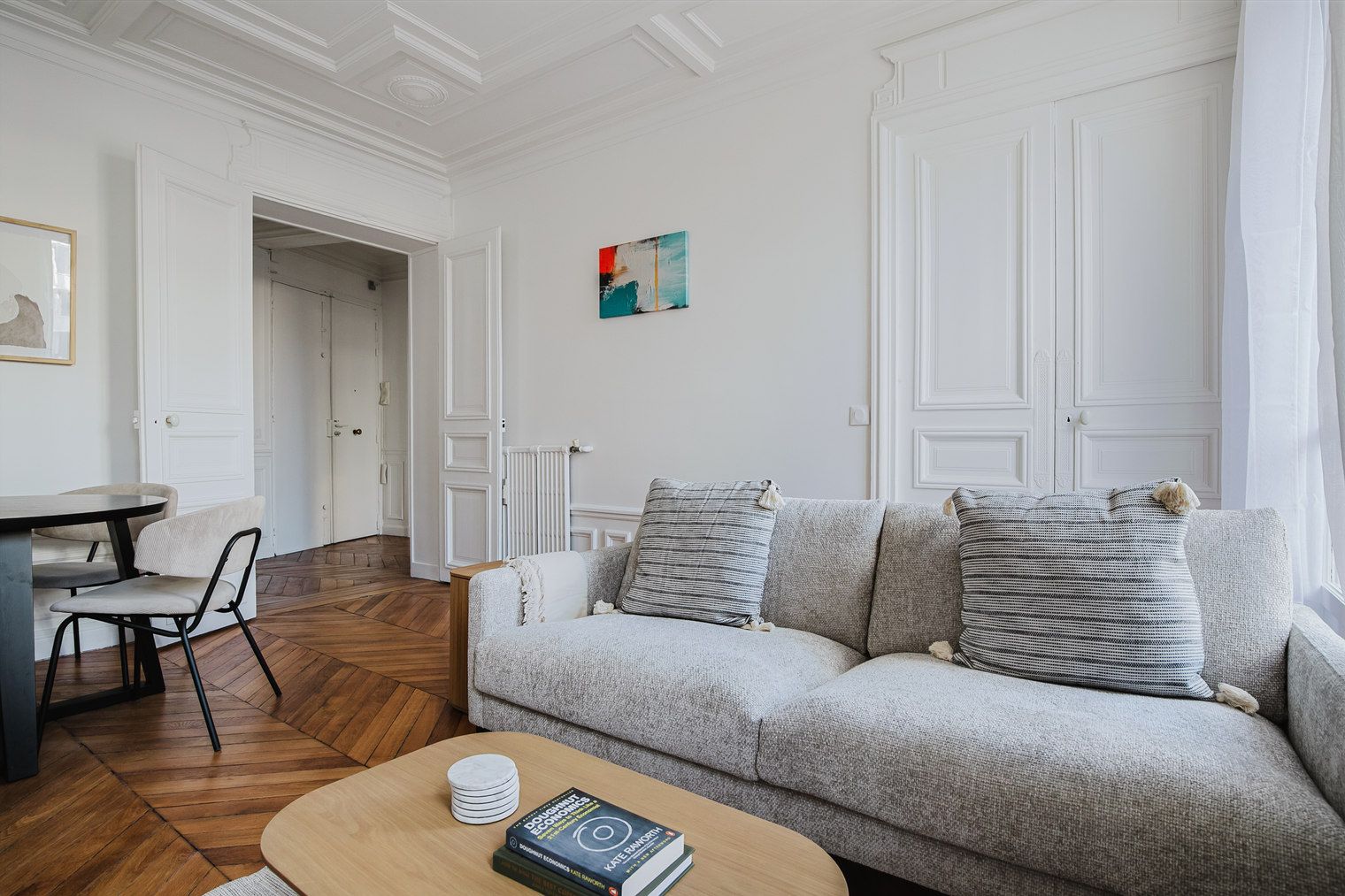Charming 3-Bedroom Apartment In Paris - 3