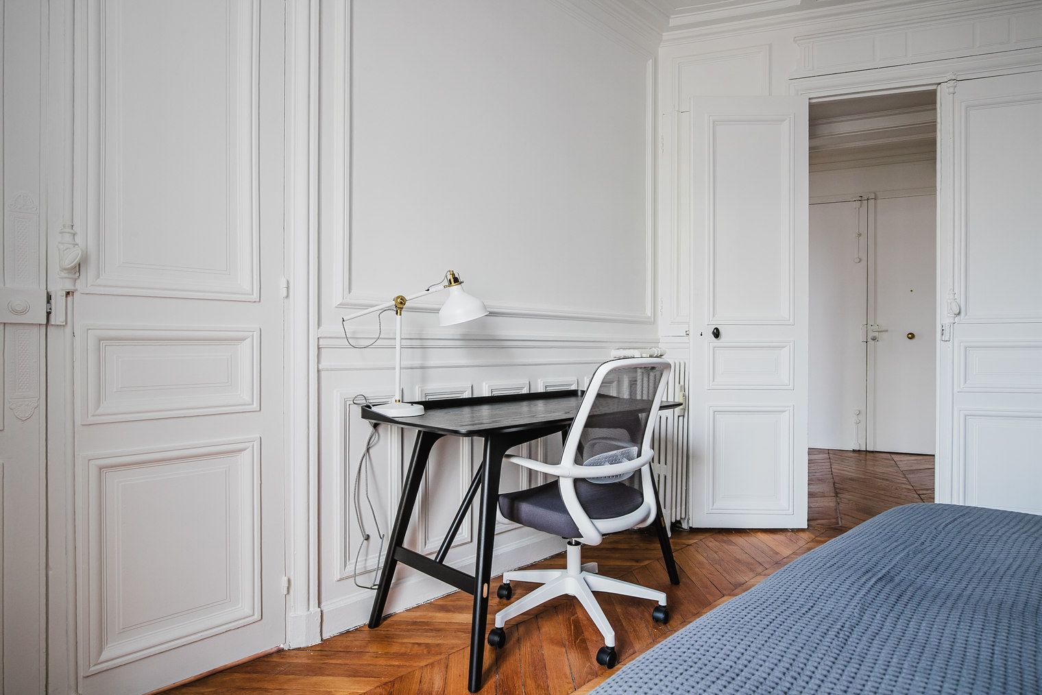 Charming 3-Bedroom Apartment In Paris - 17