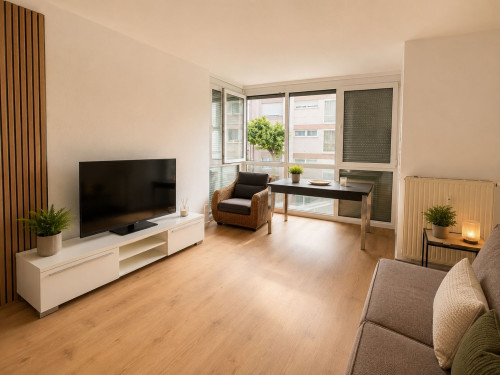 Modern, fully furnished 2-room apartment in Ludwigshafen am Rhein - First occupancy after core renovation