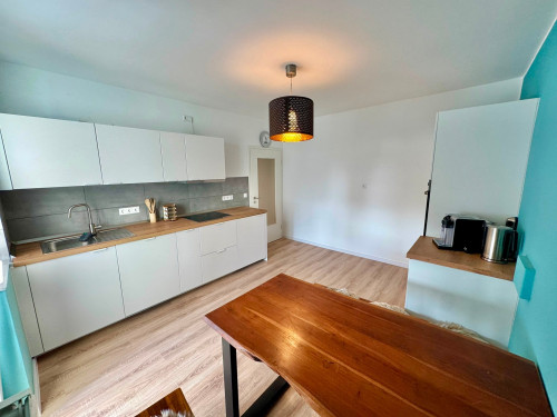 Beautiful & cozy apartment near HRW and city center - Gallery - 9
