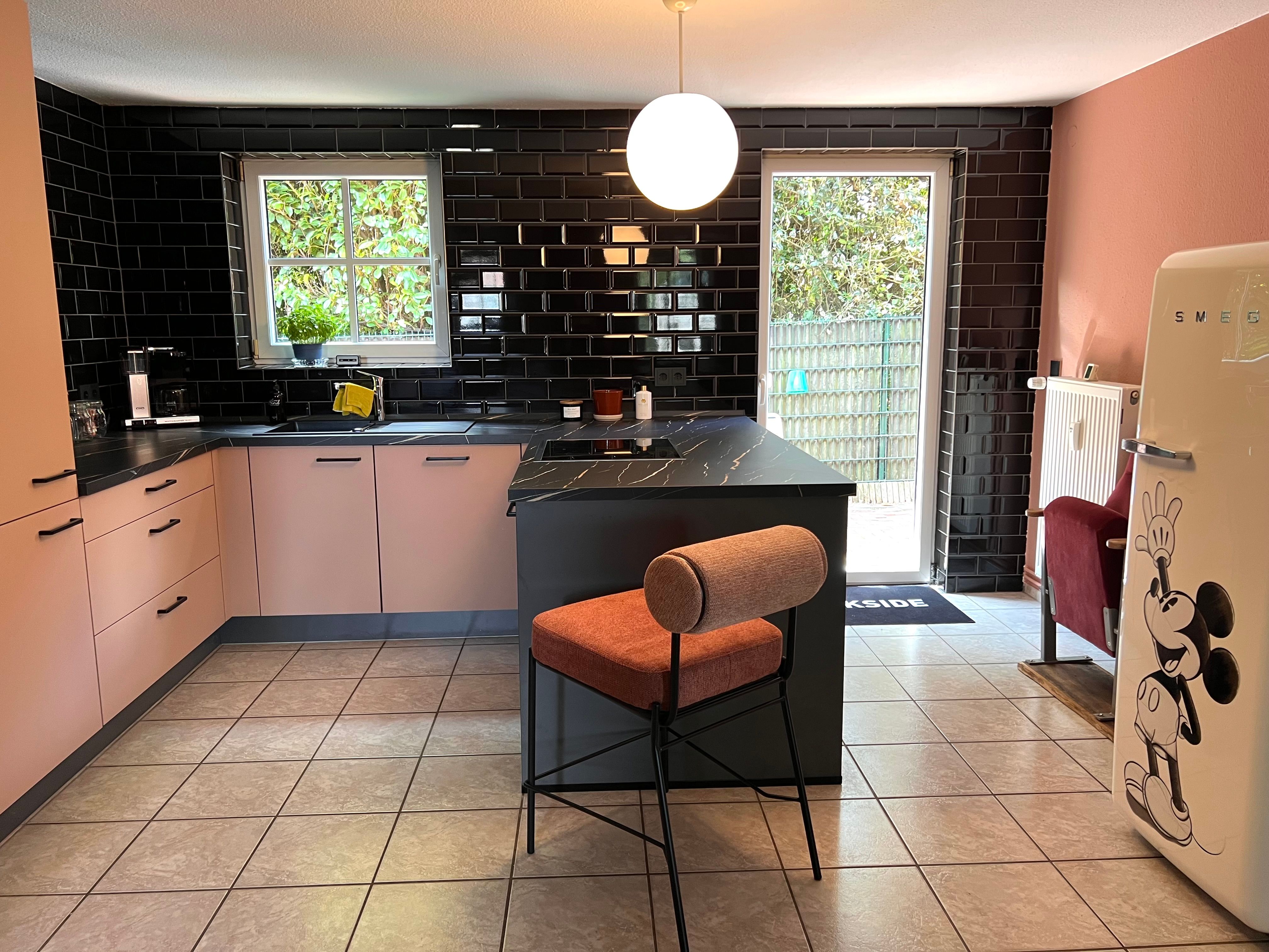 Ground Floor Apartment With Garden - 20