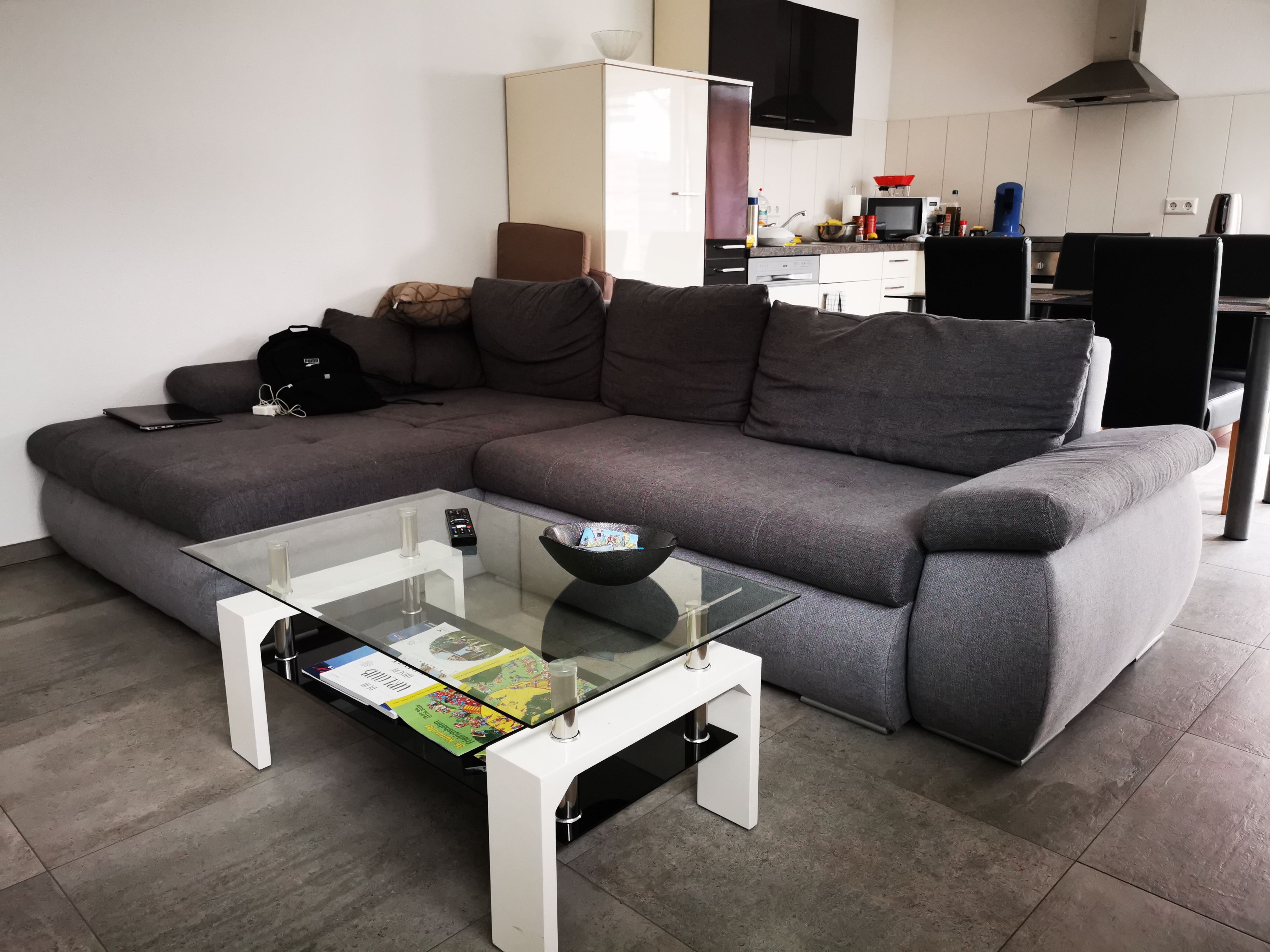Modern, Fully Furnished Temporary Apartment In Friedrichshafen – Ideal For Professionals - 1