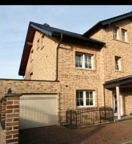 Spacious & Modern House in Meerbusch near Düsseldorf