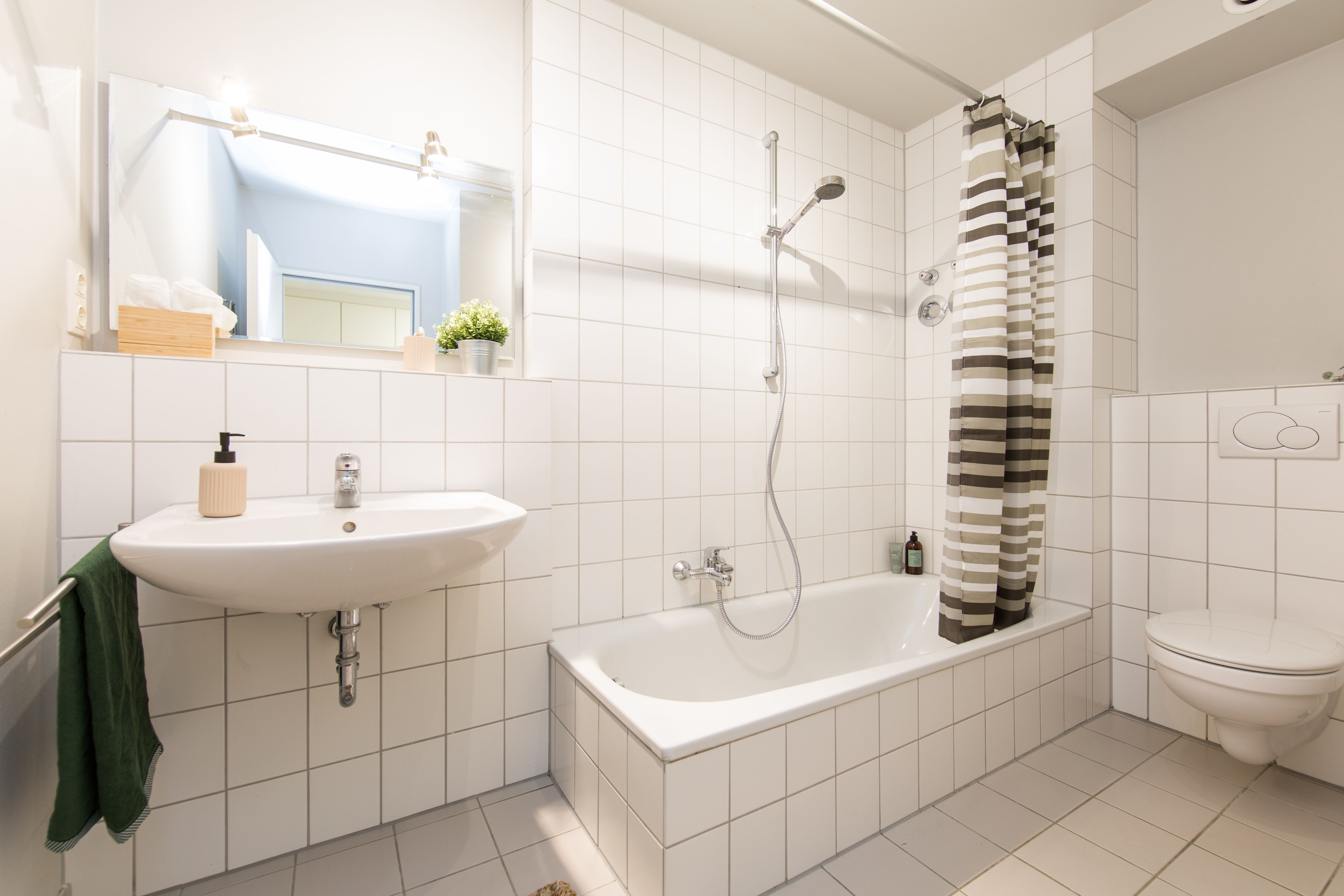 Nice Suite In Popular Area, Bremen - 2