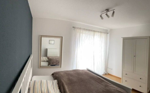 Modern spacious apartment near city center - Gallery - 22
