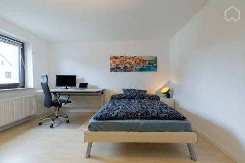 Newly renovated 3-room apartment with roof terrace in Düsseldorf Wersten - Gallery - 14