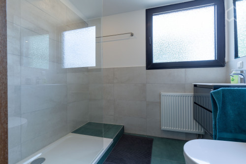 Newly renovated 3-room apartment with roof terrace in Düsseldorf Wersten - Gallery - 12