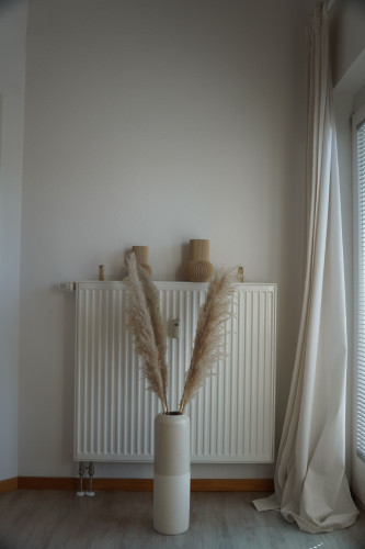 Spacious, fully furnished top-floor apartment with lake view and near lido for temporary rent - Gallery - 12