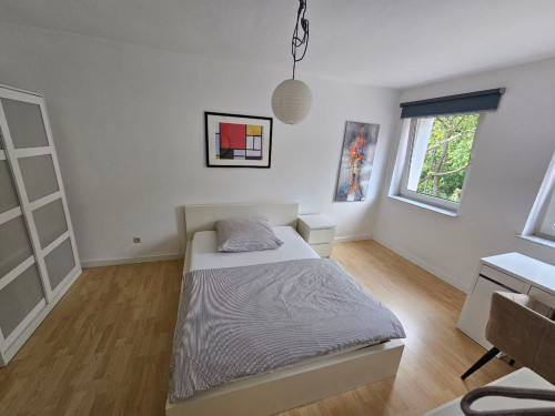 Cozy room near Nordend West