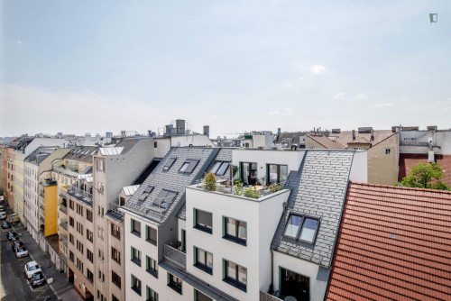 Comfy 2-bedroom flat near the University of Technology