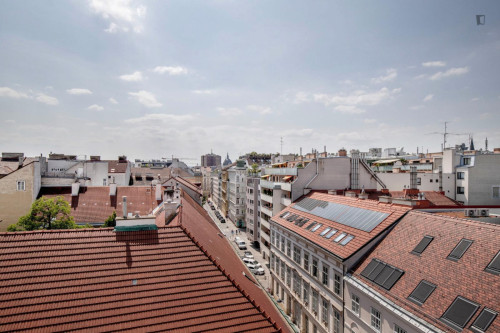 Comfy 2-bedroom flat near the University of Technology