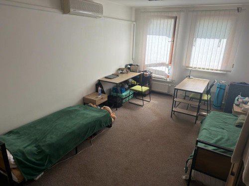 Big twin bedroom in the Vinohrady district