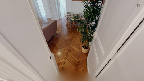 Sublime double bedroom in Quartier du Faubourg-du-Roule