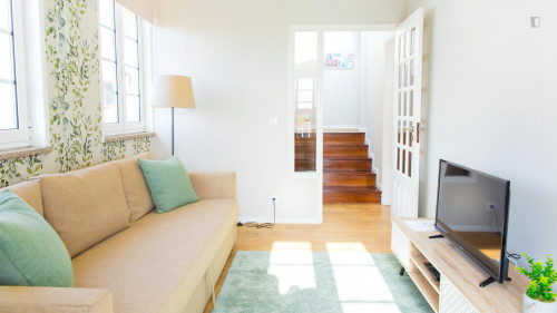 1-Bedroom apartment near Arco da Porta Nova