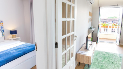 1-Bedroom apartment near Arco da Porta Nova - Gallery - 11