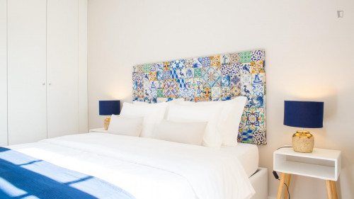 1-Bedroom apartment near Arco da Porta Nova