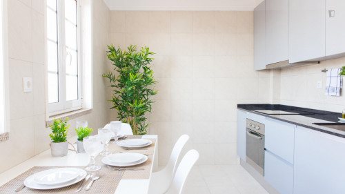 1-Bedroom apartment near Arco da Porta Nova - Gallery - 8