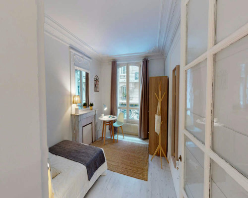Rue Euryale Dehaynin, Paris