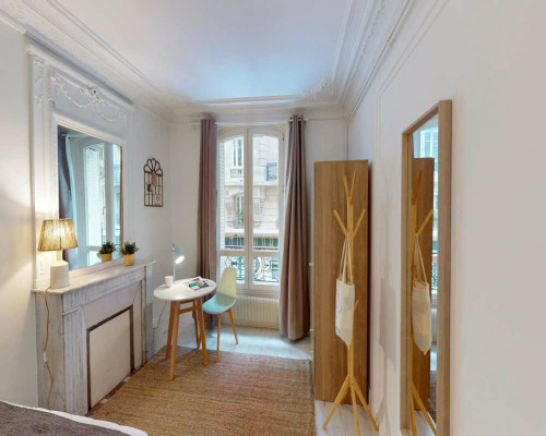 Rue Euryale Dehaynin, Paris