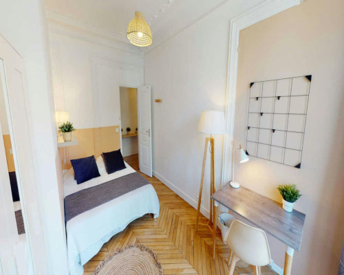 Rue de Tilsitt, Paris