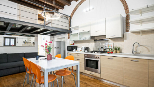 Charming 1-bedroom flat near the University of Milan - Gallery - 2
