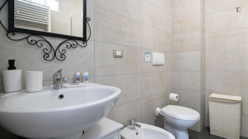 Charming 1-bedroom flat near the University of Milan - Gallery - 17