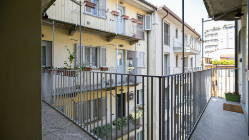 Splendid 2-bedroom apartment near Università Cattolica del Sacro Cuore  - Gallery - 23