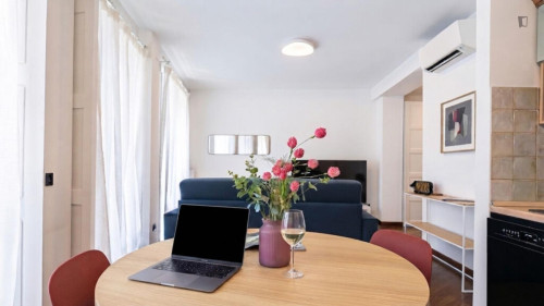 Splendid 2-bedroom apartment near Università Cattolica del Sacro Cuore  - Gallery - 35