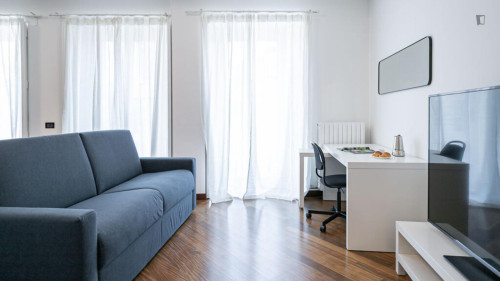 Splendid 2-bedroom apartment near Università Cattolica del Sacro Cuore  - Gallery - 34