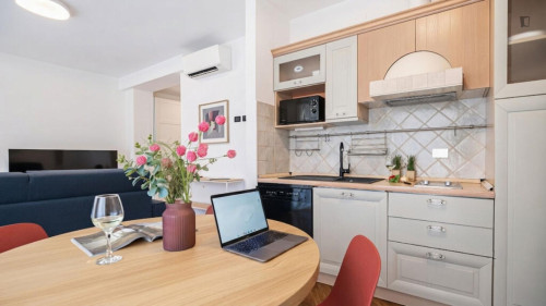 Splendid 2-bedroom apartment near Università Cattolica del Sacro Cuore  - Gallery - 46