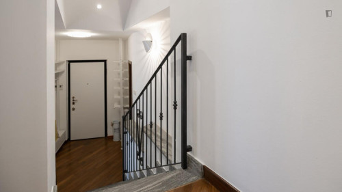 Splendid 2-bedroom apartment near Università Cattolica del Sacro Cuore  - Gallery - 21