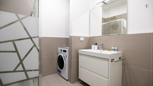 Cool 1-bedroom flat in Corvetto - Gallery - 15