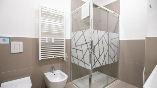 Cool 1-bedroom flat in Corvetto - Gallery - 12