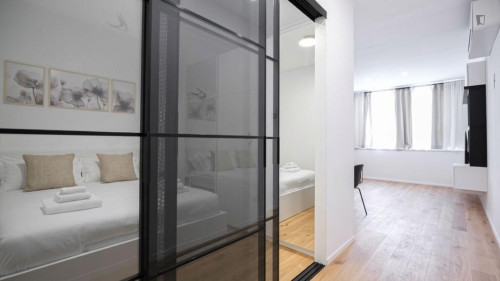 Cool 1-bedroom flat in Corvetto - Gallery - 16