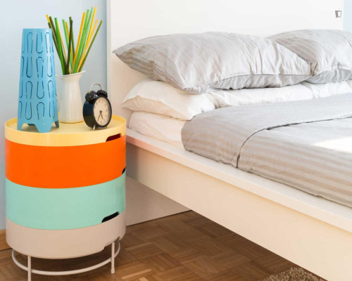 Cozy double room with a balcony, in Cesano Boscone - Gallery - 17