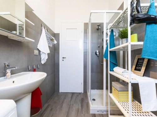 Cozy double bedroom in Cesano Boscone - Gallery - 5